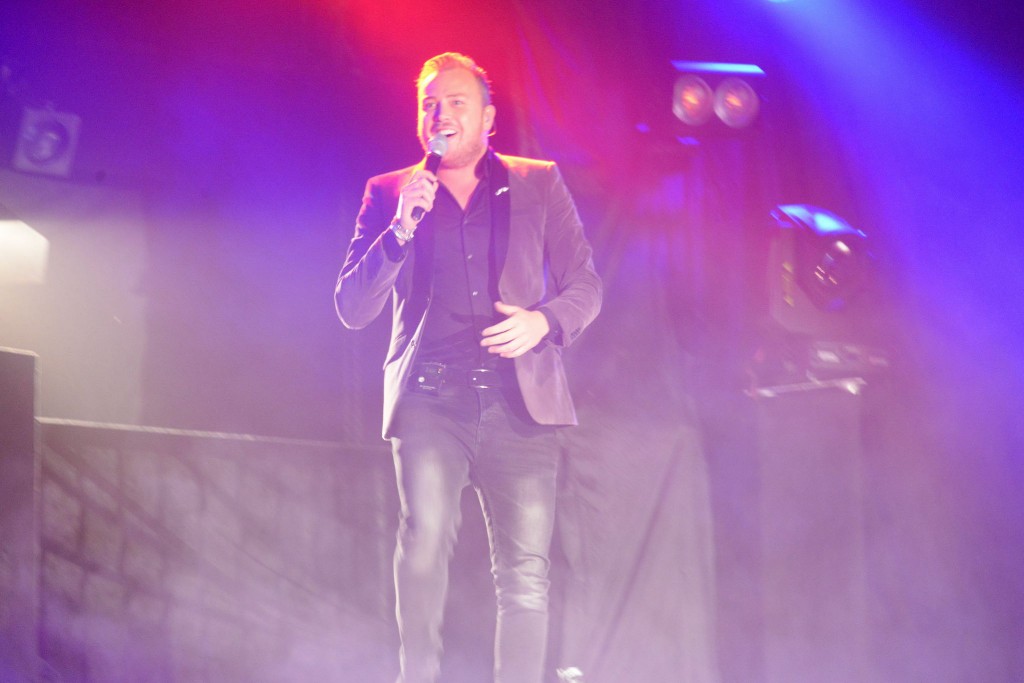../Images/Elf-Elf 2015 303.jpg